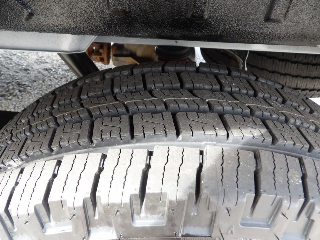 Used 2016 Ford Transit 250 148 Medium Roof RWD image 47