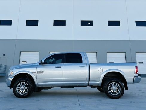 Used 2015 RAM 2500 Laramie w/ Convenience Group image 3
