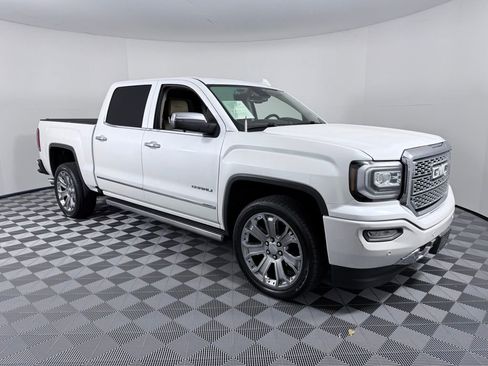 Used 2017 GMC Sierra 1500 Denali w/ Denali Ultimate Package image 2