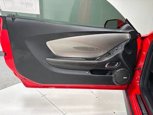 Used 2014 Chevrolet Camaro SS w/ SS Performance Package RWD image 14