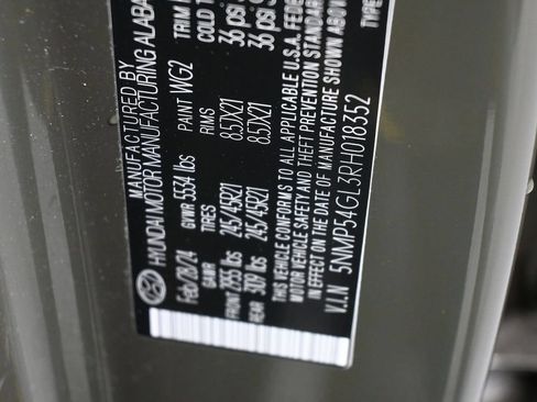 Used 2024 Hyundai Santa Fe Calligraphy FWD image 20