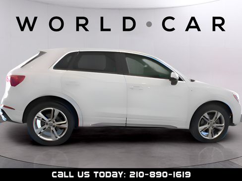 Used 2020 Audi Q3 2.0T Premium w/ Convenience Package AWD/4WD image 8