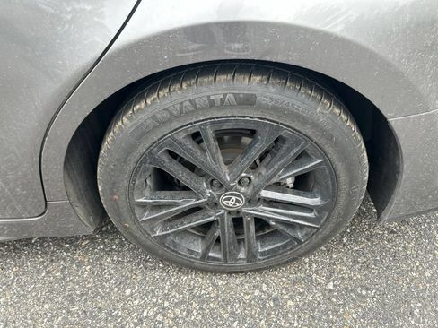 Used 2025 Toyota Camry SE FWD image 28