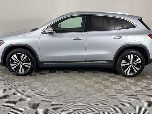 Certified 2025 Mercedes-Benz GLA 250 4MATIC image 25