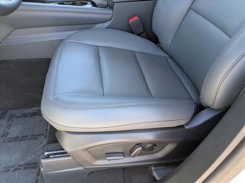 New 2026 Ford Explorer Active w/ Active Comfort Package image 4