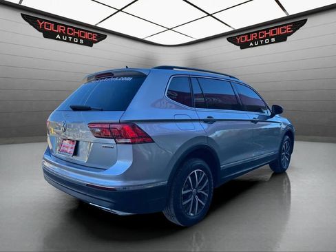 Used 2020 Volkswagen Tiguan SE image 5
