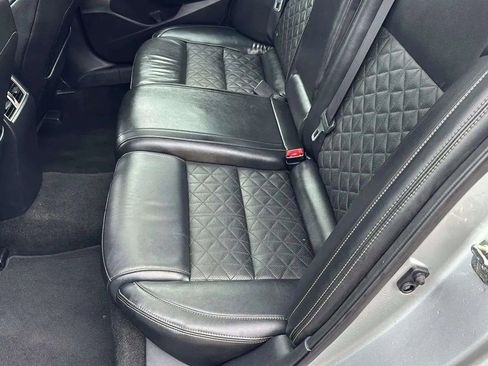 Used 2017 Nissan Maxima Platinum image 18