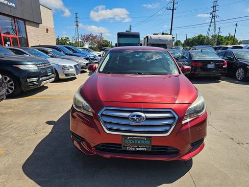 Used 2017 Subaru Legacy 2.5i Premium AWD/4WD image 2