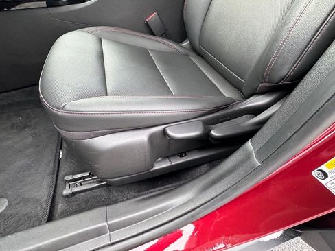 Certified 2024 Chevrolet Trax RS image 17