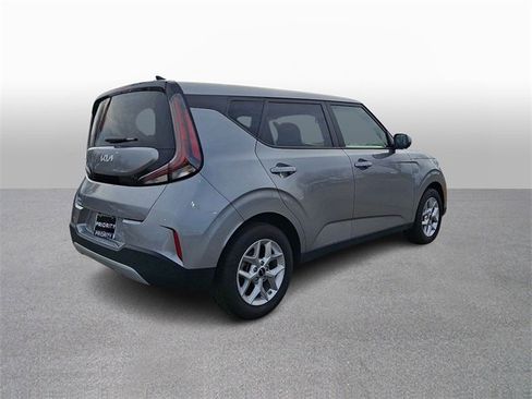Used 2024 Kia Soul LX w/ Option Group 015 image 4