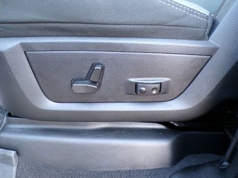 Used 2024 RAM 2500 Big Horn w/ Snow Chief Group image 15