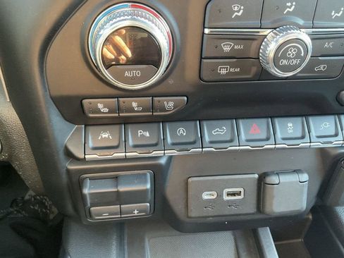 Used 2021 GMC Sierra 1500 SLT w/ SLT Premium Plus Package image 14