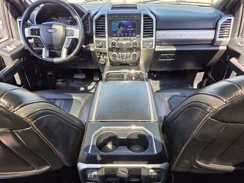 Used 2021 Ford F250 Platinum image 16