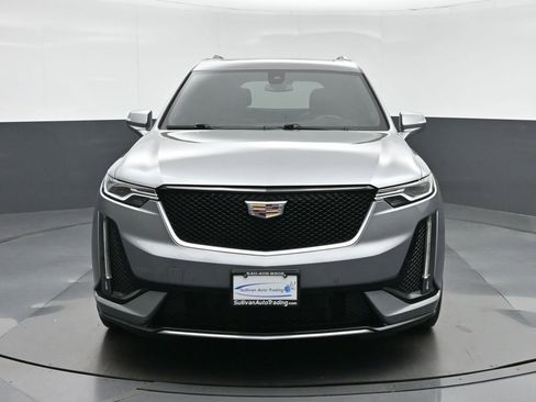 Used 2023 Cadillac XT6 Sport AWD/4WD image 2