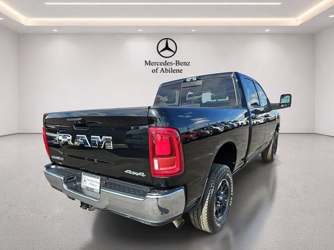 Used 2025 RAM 2500 Laramie AWD/4WD image 7