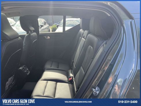 Used 2026 Volvo XC40 B5 Core w/ Protection Package Premier AWD/4WD image 14