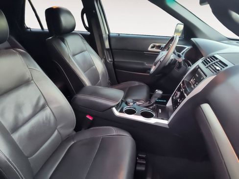 Used 2014 Ford Explorer Sport w/ Equipment Group 401A AWD/4WD image 15