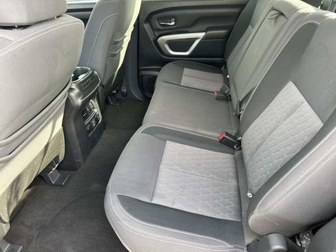 Used 2020 Nissan Titan SV w/ SV Convenience Package image 17