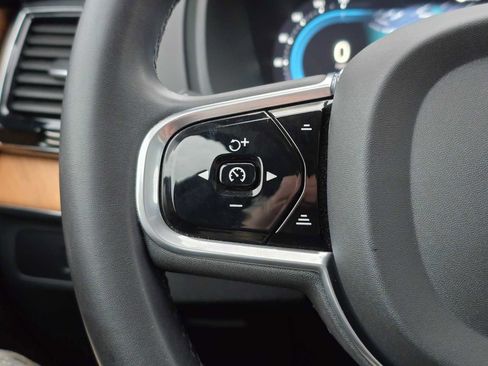 Used 2023 Volvo XC90 T8 Plus w/ Protection Package Premier image 29