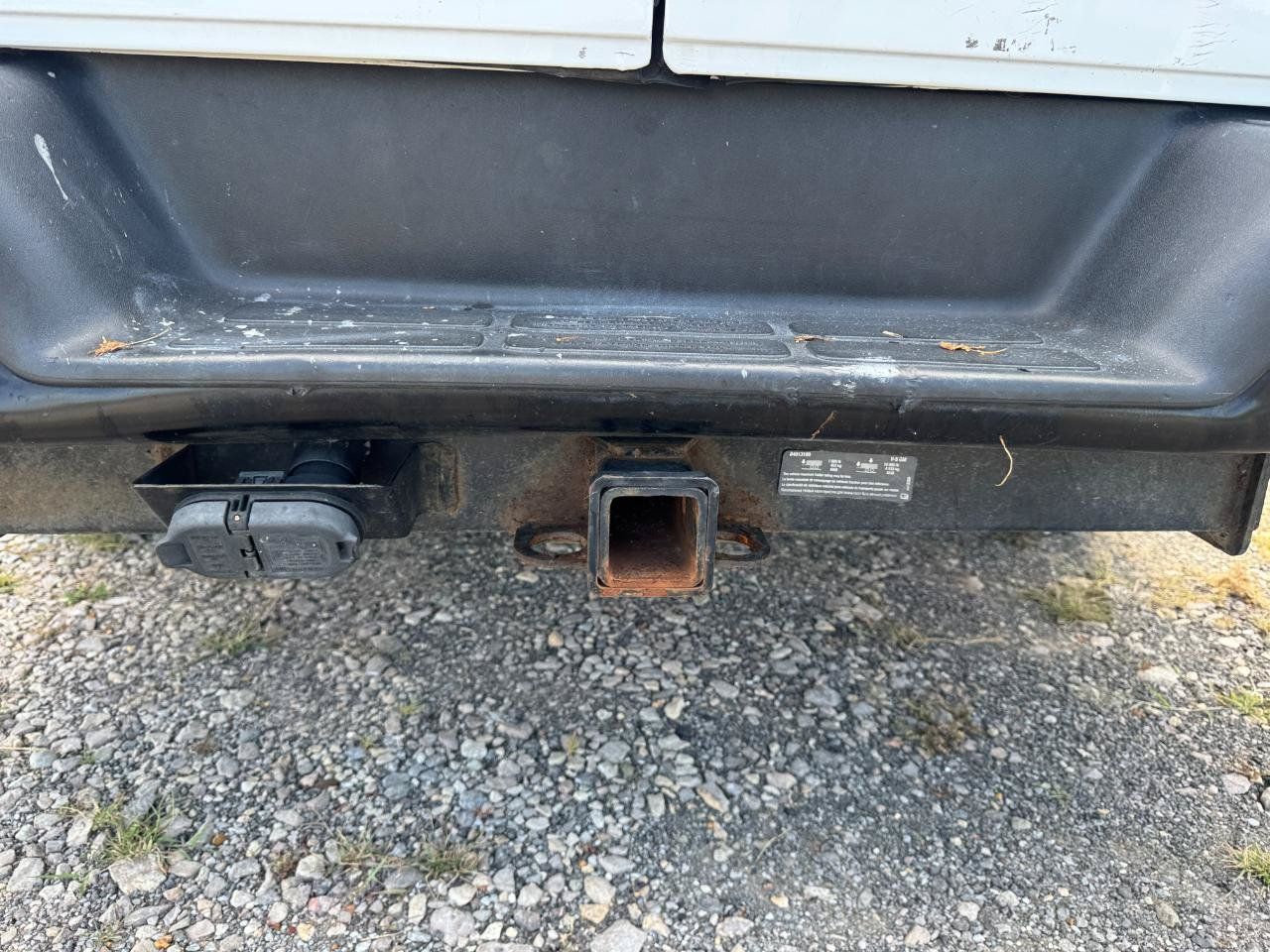 Used 2017 Chevrolet Express 2500 RWD image 18