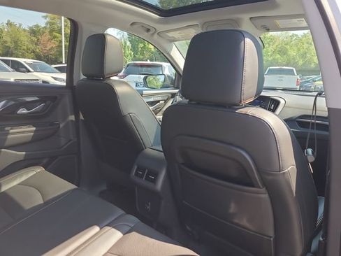 Used 2022 GMC Terrain AT4 w/ Infotainment Package II AWD/4WD image 18