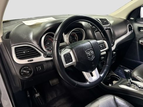 Used 2018 Dodge Journey GT w/ Navigation Group FWD image 5
