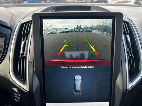 Used 2022 Ford Edge SEL w/ Convenience Package image 30