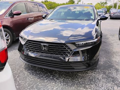 Used 2024 Honda Accord EX image 6