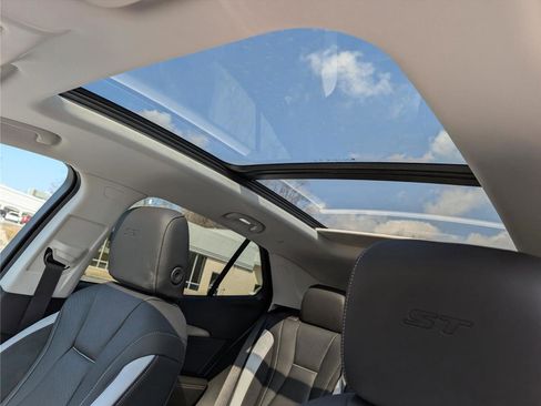 New 2026 Buick Envision Sport Touring image 16