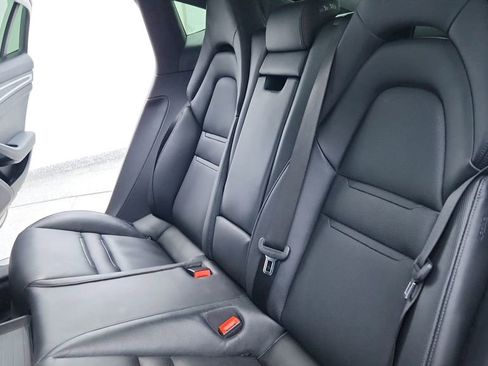 Used 2019 Porsche Panamera Turbo image 33