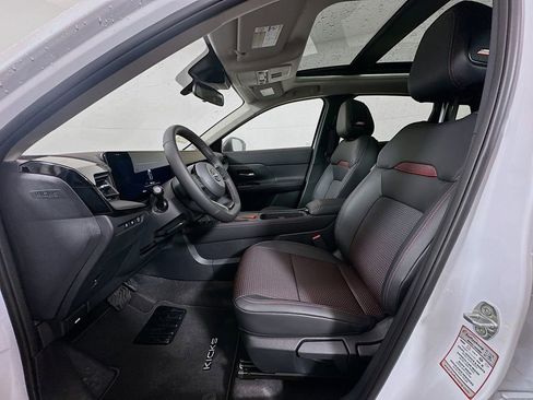 New 2026 Nissan Kicks SR w/ SR Premium Package image 10