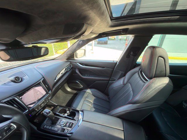 Used 2019 Maserati Levante S GranSport AWD/4WD image 14