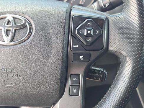 Used 2021 Toyota Tacoma TRD Off-Road AWD/4WD image 22