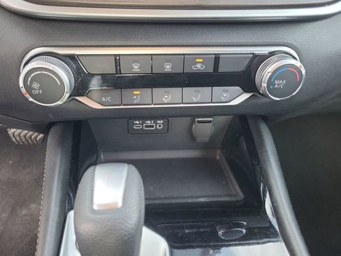 Used 2023 Nissan Altima 2.5 SV image 22