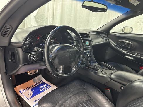 Used 2001 Chevrolet Corvette Convertible w/ Preferred Equipment Group2 RWD image 21