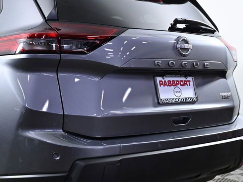Certified 2025 Nissan Rogue S image 7