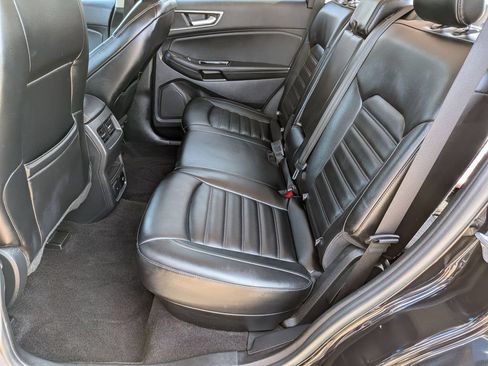 Used 2020 Ford Edge SEL w/ Convenience Package FWD image 28