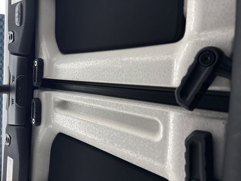 Used 2020 Jeep Wrangler Unlimited Sahara image 27