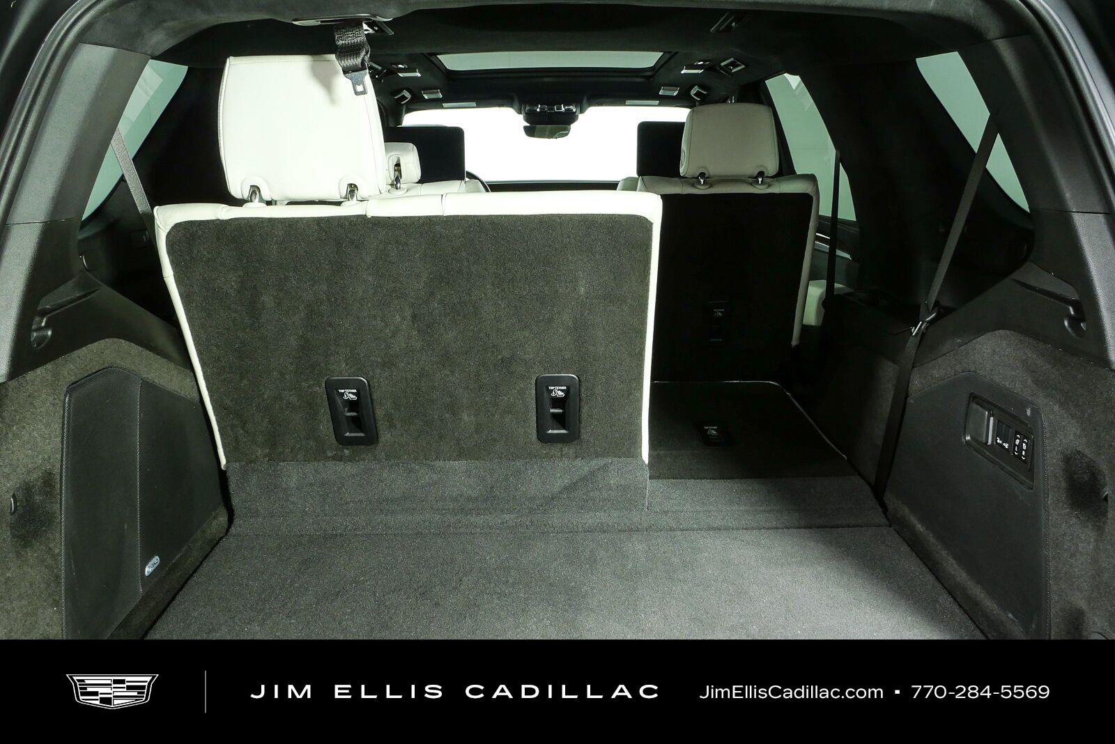 Used 2025 Cadillac Escalade Sport Platinum AWD/4WD image 34