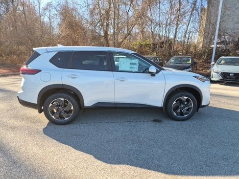 New 2026 Nissan Rogue SV image 2