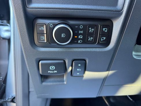 New 2025 Ford F150 Lariat w/ Equipment Group 502A High image 31