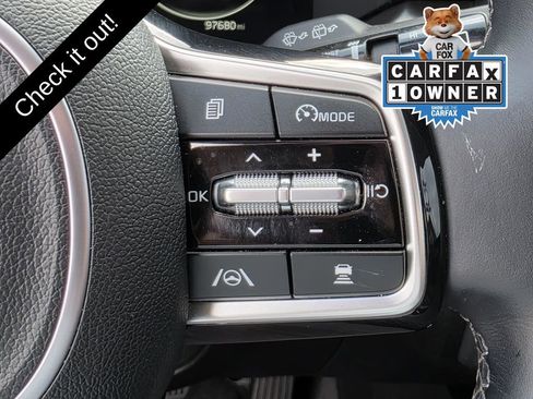 Used 2023 Kia Sorento SX AWD/4WD image 31