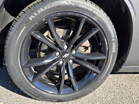 Used 2018 Dodge Challenger SXT w/ Blacktop Package image 26