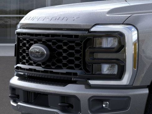 New 2026 Ford F250 Lariat w/ Black Appearance Package AWD/4WD image 46