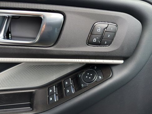 New 2026 Ford Explorer Tremor AWD/4WD image 17