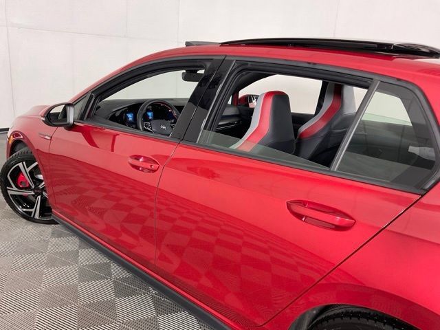 Used 2024 Volkswagen GTI SE FWD image 37