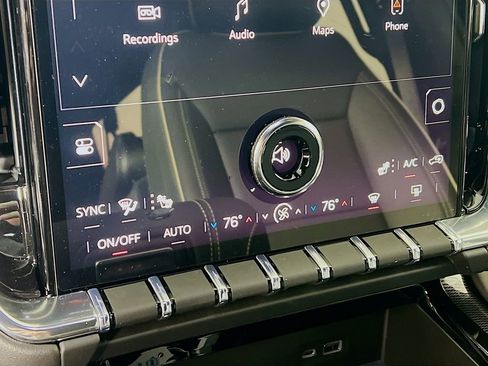 New 2026 GMC Yukon XL Elevation image 13