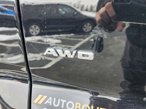 Used 2020 Cadillac XT4 Sport image 28