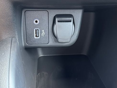 New 2025 Nissan Versa S w/ Trunk Package image 16