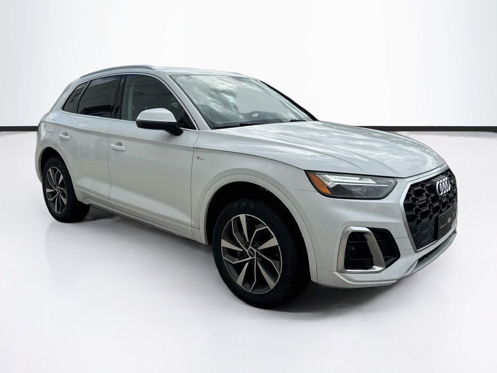 Certified 2023 Audi Q5 2.0T Premium Plus AWD/4WD image 3